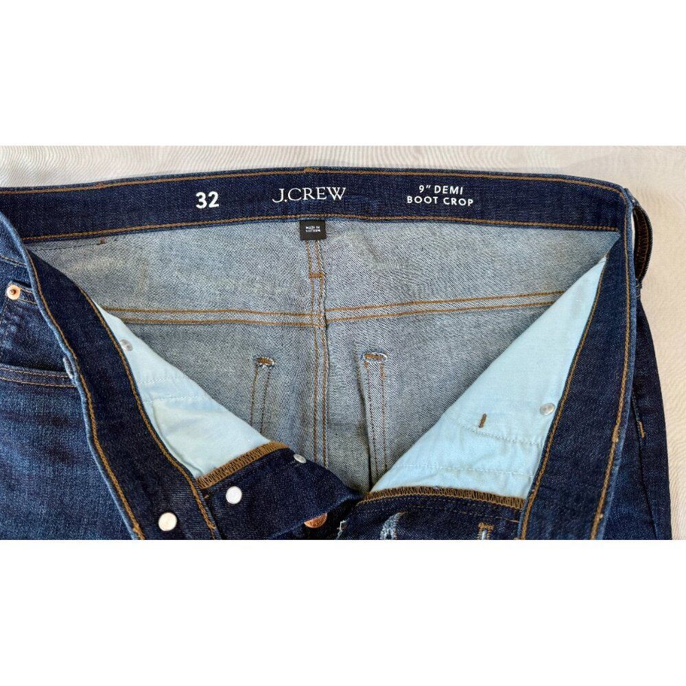 J. Crew 9" demi-boot crop jeans in Dark Worn wash - Size 32 - Picture 7 of 9